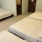 Glorious Straits Hotel